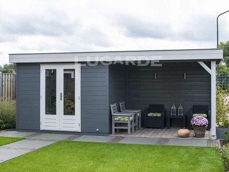 Lugarde Prima Tyler flat roof summerhouse with canopy